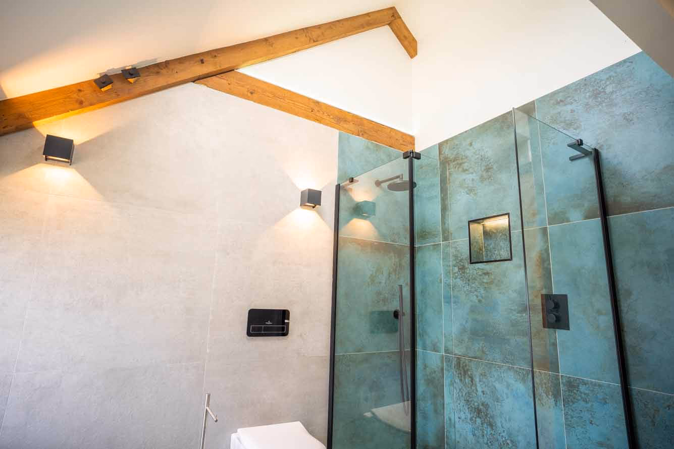 Traditional Cornwall building showing expert craftsmanship and professional construction work