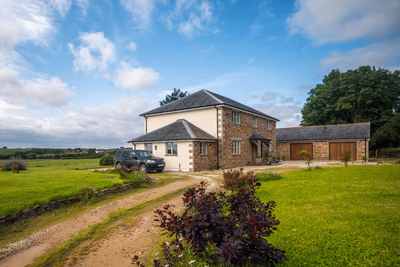 Side view with glazed entrance detail